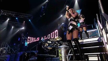 Cheryl Cole - Compilation « Sexiest Greatest Hits Tour »