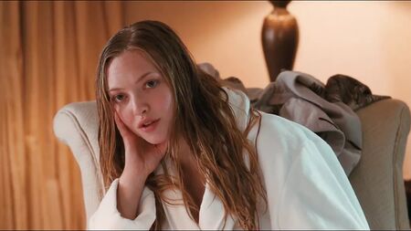 Amanda Seyfried et Julianne Moore - Chloé (2009)