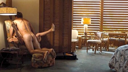 Cobie Smulders nue et en pleine action sur ScandalPlanet.Com