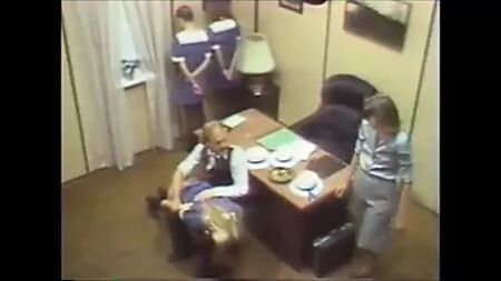 anciennes vidéos de fessées 12