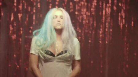 Ke$ha - Dirty Love (version intégrale)