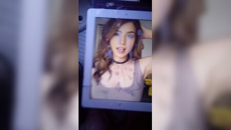 Pokimane gémit : un hommage à l'orgasme !