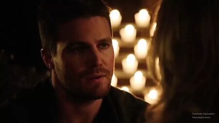 18+ Arrow 3x20 : scène de sexe entre Oliver et Felicity