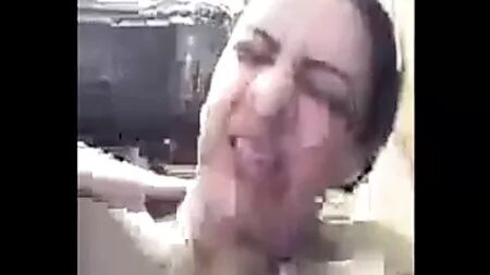 Arab Shosho en direct devant la caméra