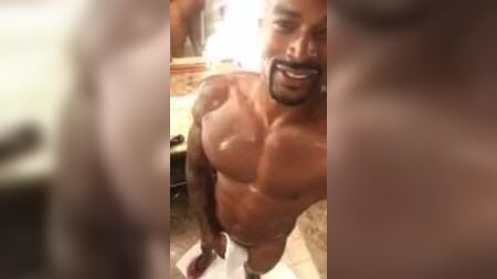 TYSON BECKFORD, le cul