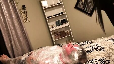Pets sur le visage