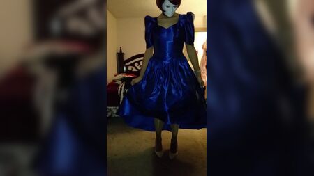 Robe de bal en satin