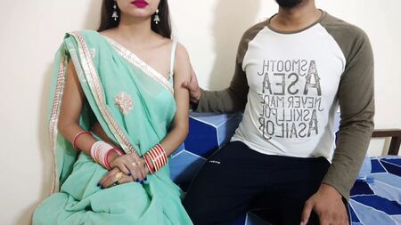 Série web indienne « Hawas » - Épisode 1 : Les scènes de sexe les plus torrides jamais vues - Devar Bhabhi - Hornycouple149