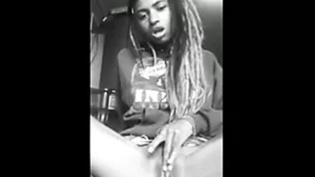 Masturbation amateur - Femmes noires