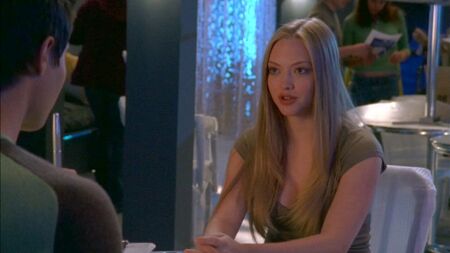 Amanda Seyfried - « Wildfire » saison 2