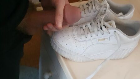 Viens sur les cousines en compensées Puma