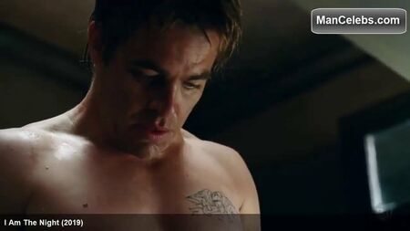 Chris Pine, torse nu et sexy