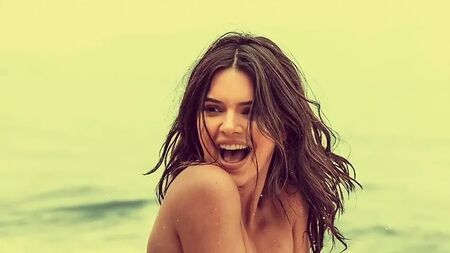 Compilation de photos de nu de « Kendall J »