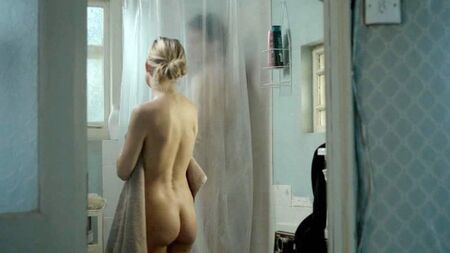 La scène où l'on voit les fesses de Kate Hudson dans « Good People » sur ScandalPlanet.Com