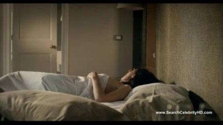 Ariadna Gil nue - Sola Contigo
