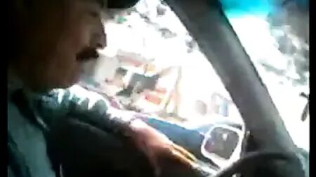 DES PERSONNES ÂGÉES EN TAXI