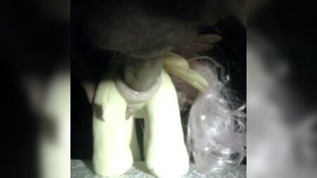 MLP Fluttershy se fait remplir le cul (avec My Little Pony)