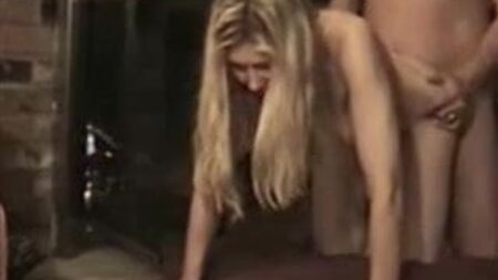 Regarde son visage quand elle jouit
