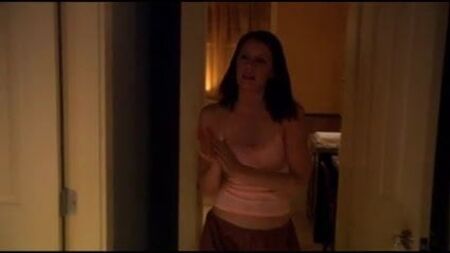 Paget Brewster - Huff, saison 1, épisode 1