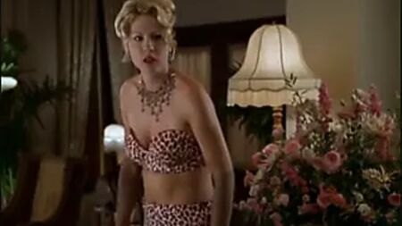 Jenna Elfman - La tribu des Krippendorf