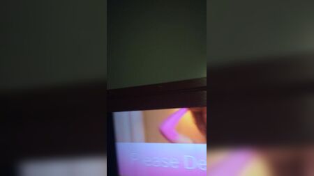 Un inconnu dans une cabine de visionnage de films pornographiques, Floride, 22 septembre 2018