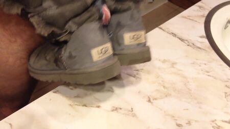 Les bottes Ugg de ces putains de femmes