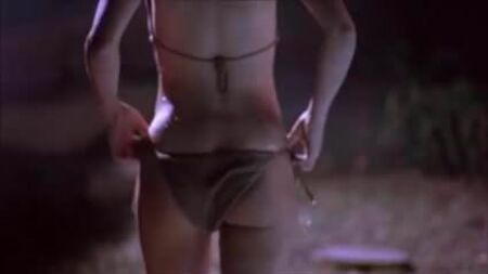 Kari Wuhrer - La femme de ton voisin (alias Poison)