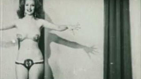 TEMPÊTE DANS UN BONNET D - Strip-tease burlesque vintage des années 50