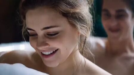 Scène de sexe dans un film hollywoodien (18+) .mp4
