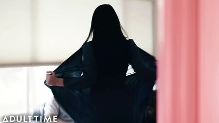 POUR ADULTES : Angela White baise à contrecœur son mari psychopathe