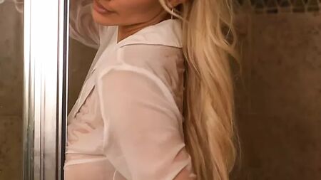 Vidéo de Lindsey Pelas nue sur OnlyFans