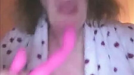 Un homme de 55 ans de Torquay devant sa webcam