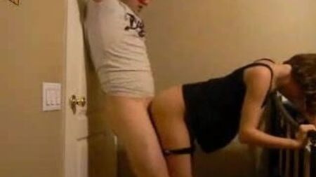 couple amateur pervers avec une femme enceinte
