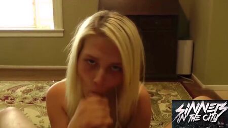SÉDUISEZ VOTRE BELLE-FILLE SEXY - AUBREY GOLD