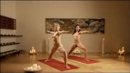Yoga Undressed - Niveau intermédiaire