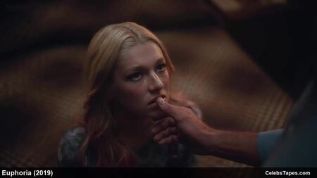 Alexa Demie, Hunter Schafer et Sydney Sweeney : sexe torride et nudité