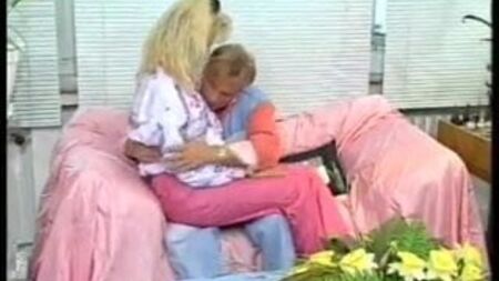 Porno en survêtement et coupe-vent allemand des années 80