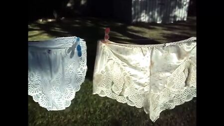 Une multitude de pantalons 9