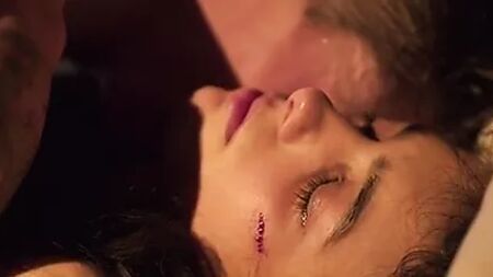 Poupée sexuelle - Hafsia Herzi (2016)