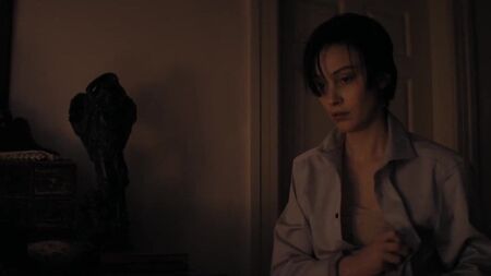 Sarah Gadon - Octavio est mort ! (2018)