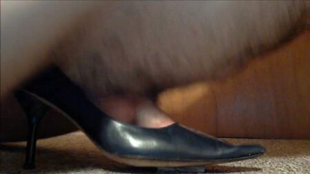 Chaussures à talons hauts en cuir bleu marine « Fuck and Cum »