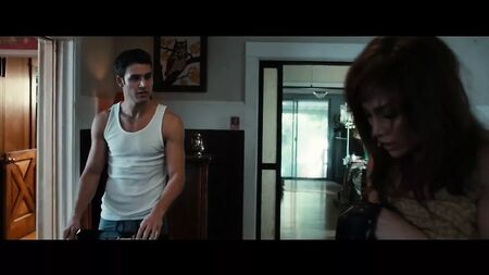 Toutes les scènes de sexe de Jennifer Lopez dans *The Boy Next Door*