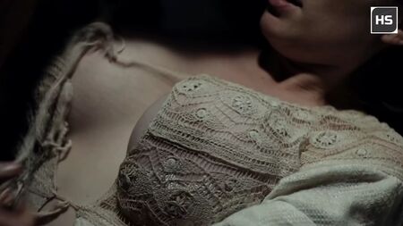 Hayley Atwell – Scènes torrides en 4K