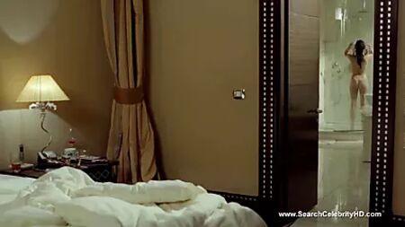 Natalia Avelon nue - Strike Back, saison 2