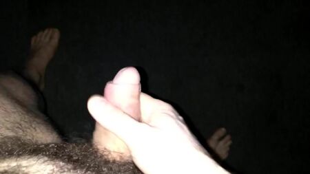 Complètement nu dans le cinéma porno