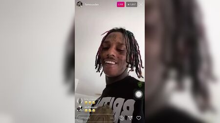 Le rappeur Famous Dex se fait faire une pipe en direct sur Instagram