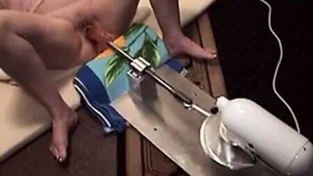 Une machine à baiser faite maison !
