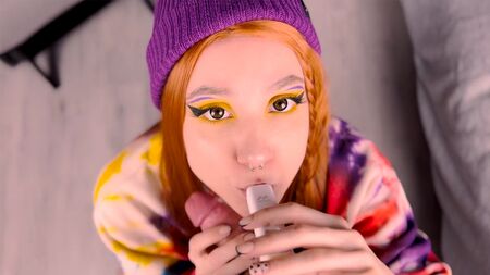 Elle sait, baise sa bouche a besoin
