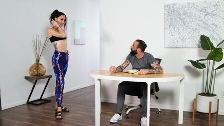 Ne jurez pas, patron! Et tu veux que je te fasse un massage!