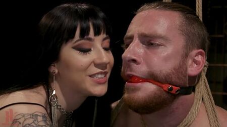 CASTRATION - La vicieuse Charlotte Sartre détruit la salope de douleur Sebastian Keys Femdom Femdom Torture BDSM Bondage Anal